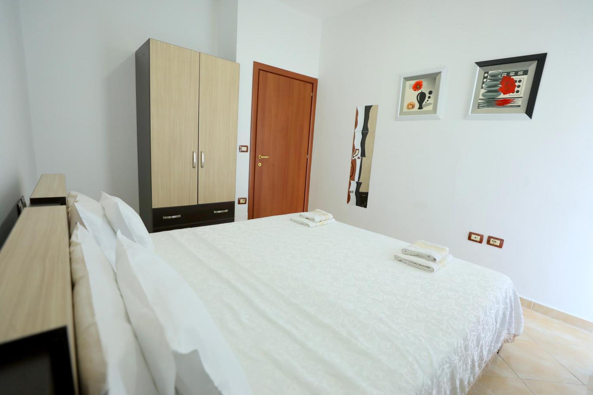 Blue Bay Apartments Sarandë 외부 사진